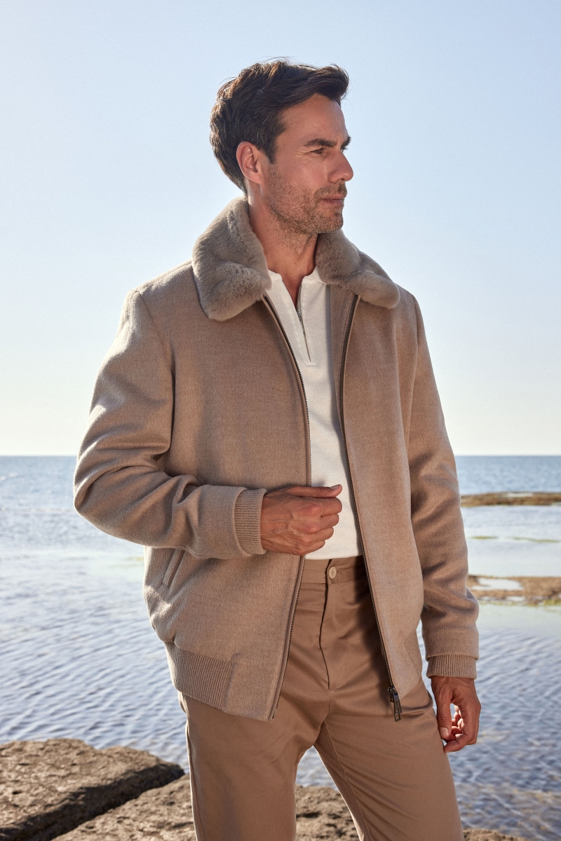 Mens tan jacket with fur collar sale