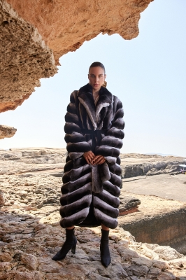 BLAQE Chinchilla Fur Women's Overcoat